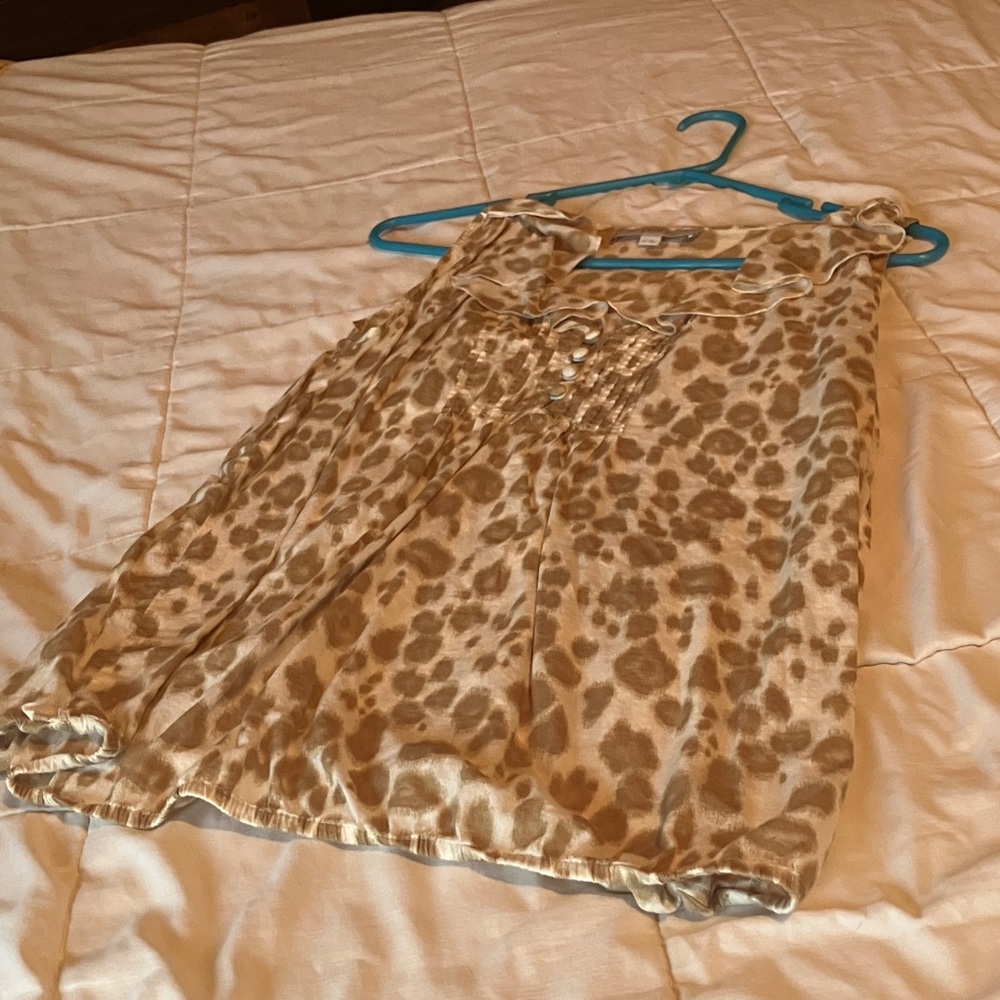 LOFT Beige Patterned Sleeveless Blouse